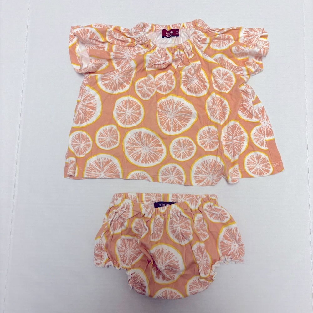 Milk barn top and bloomer set, size 3-6m